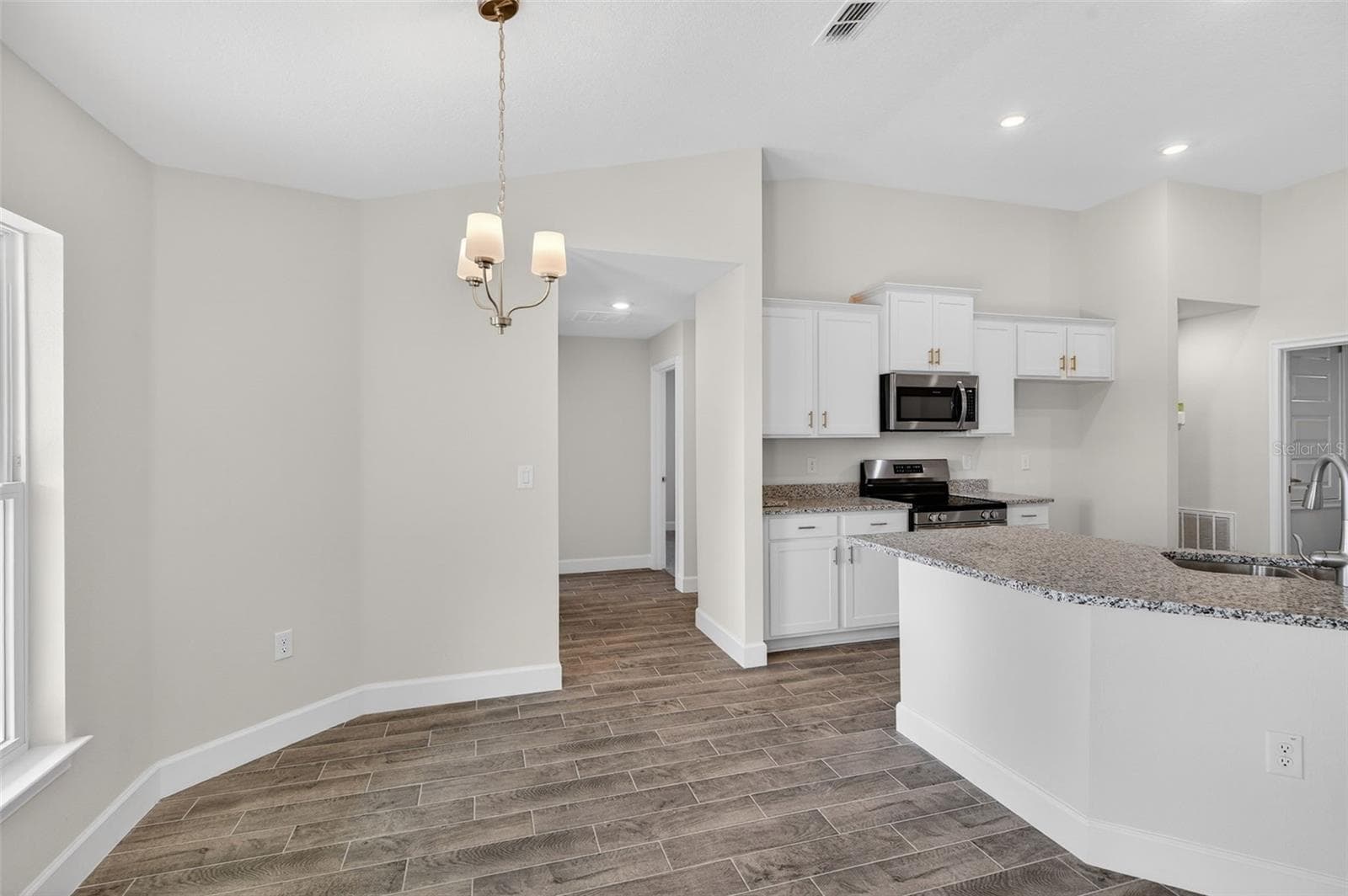 Single Family Residence at 37298 HIDDEN VIEW CIR, DADE CITY, photo 19 of 78