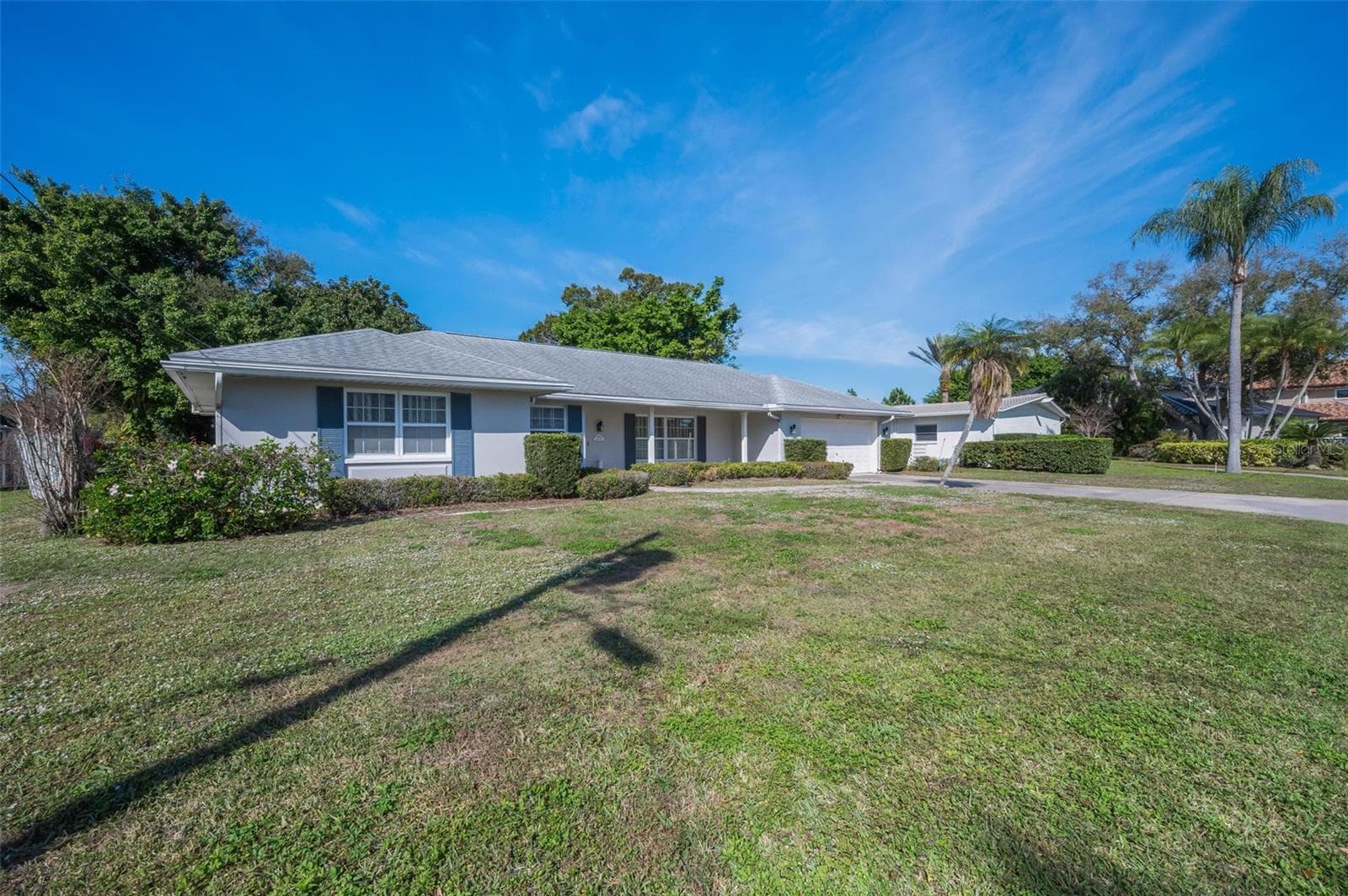 Single Family Residence at 4 HIBISCUS RD, BELLEAIR, photo 6 of 75