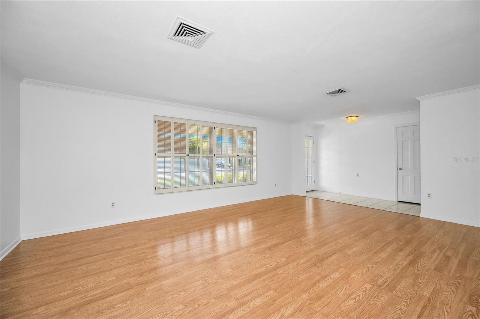 Single Family Residence at 4 HIBISCUS RD, BELLEAIR, photo 16 of 75