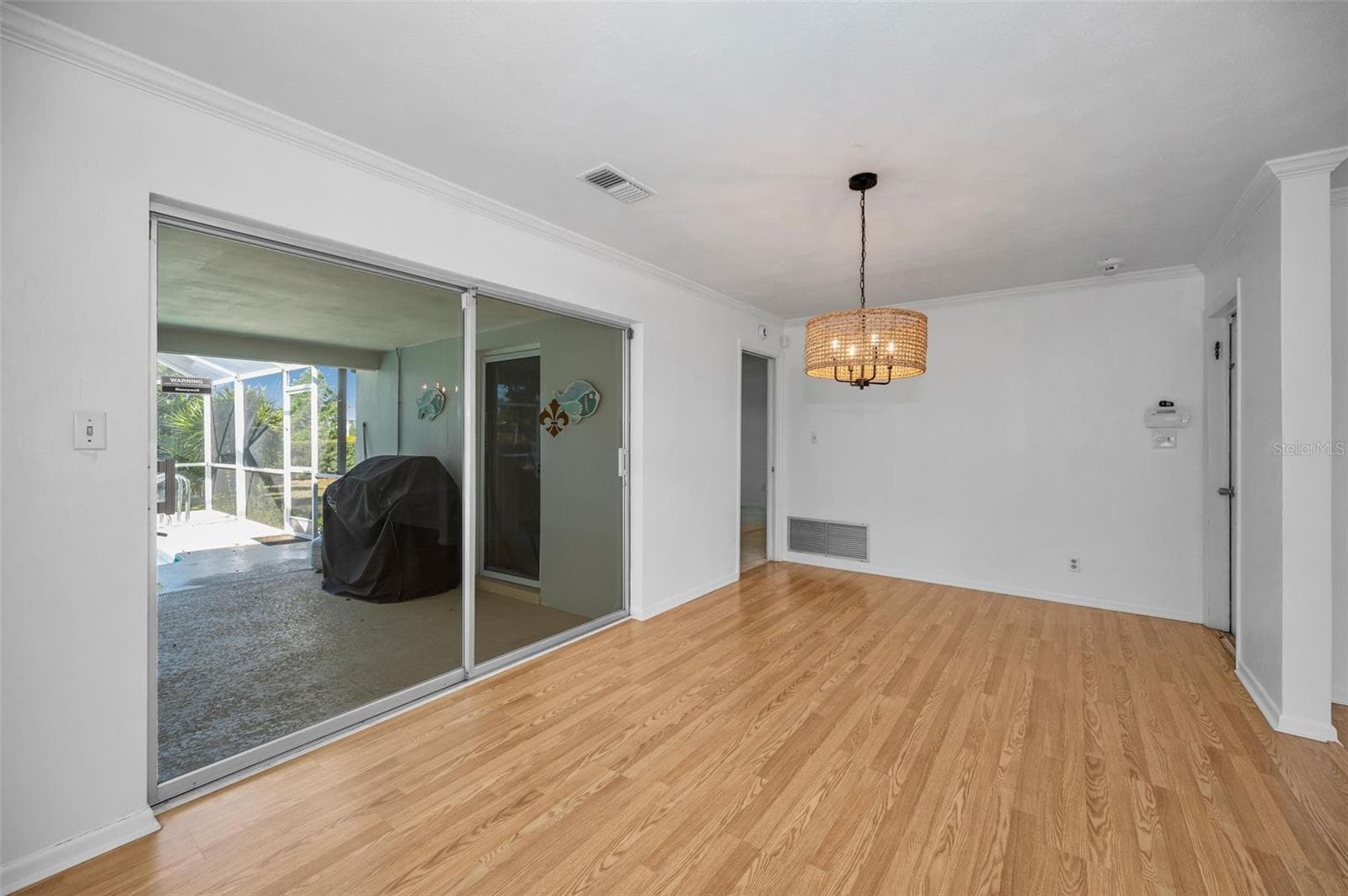 Single Family Residence at 4 HIBISCUS RD, BELLEAIR, photo 22 of 75