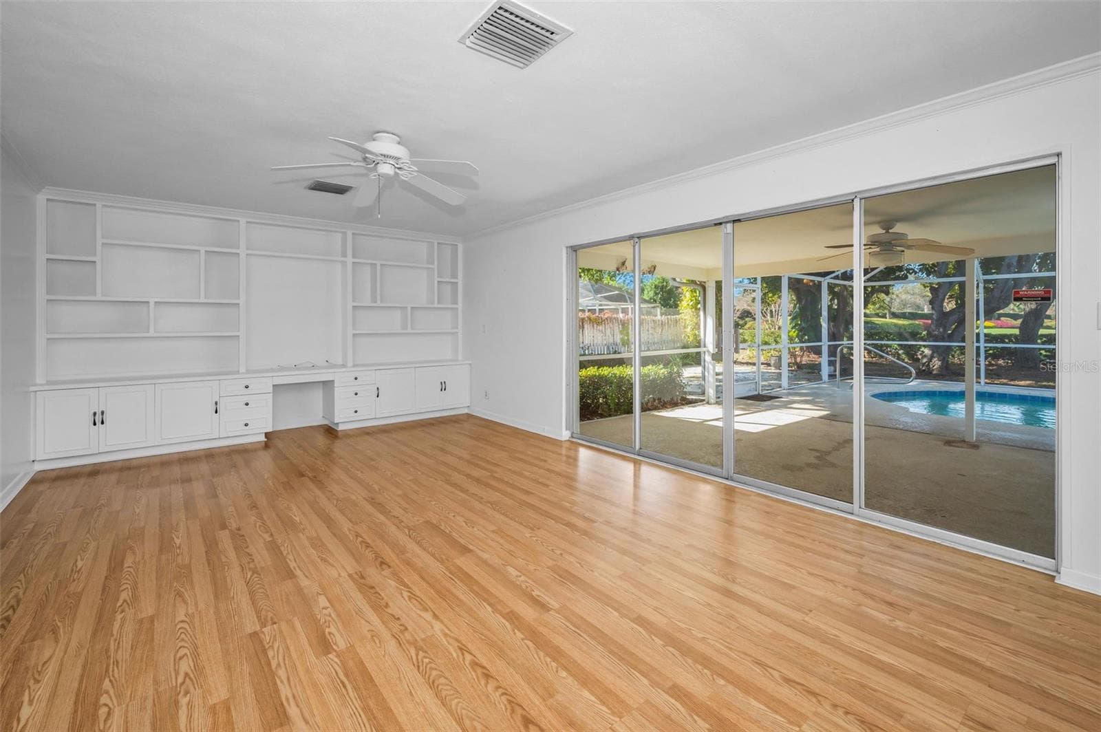 Single Family Residence at 4 HIBISCUS RD, BELLEAIR, photo 29 of 75