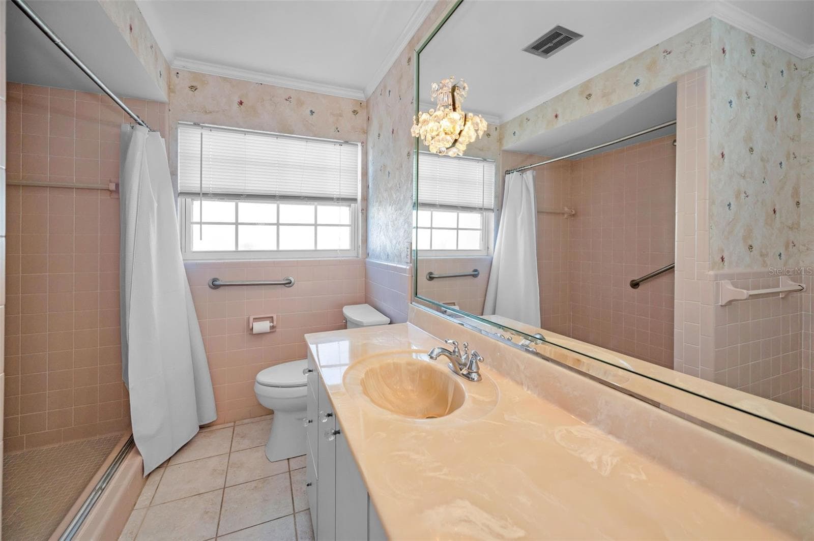 Single Family Residence at 4 HIBISCUS RD, BELLEAIR, photo 38 of 75
