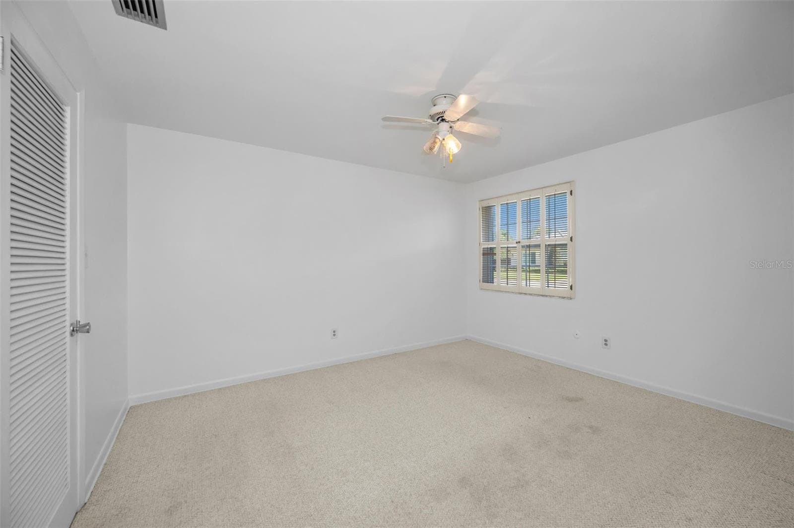 Single Family Residence at 4 HIBISCUS RD, BELLEAIR, photo 40 of 75