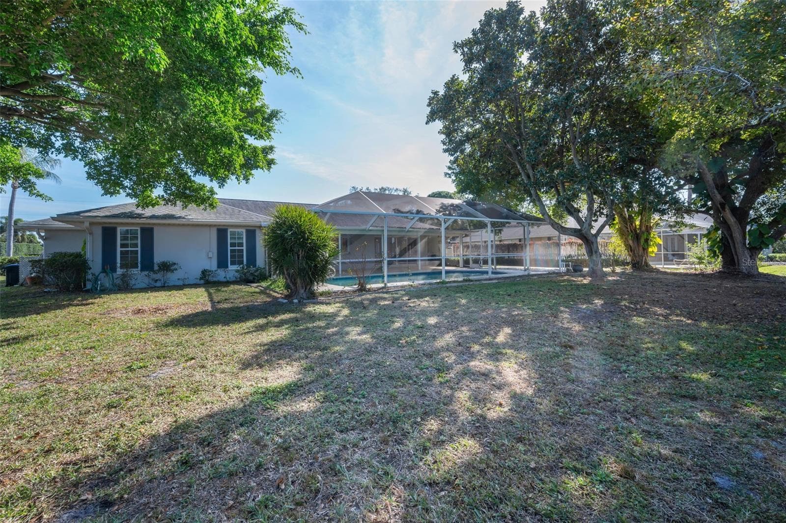 Single Family Residence at 4 HIBISCUS RD, BELLEAIR, photo 69 of 75