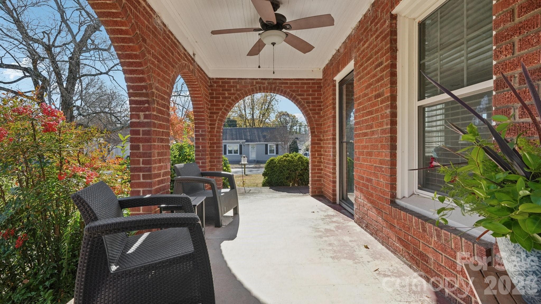 Single Family Residence at 552 Hyde Park Drive NE, Concord, photo 4 of 38