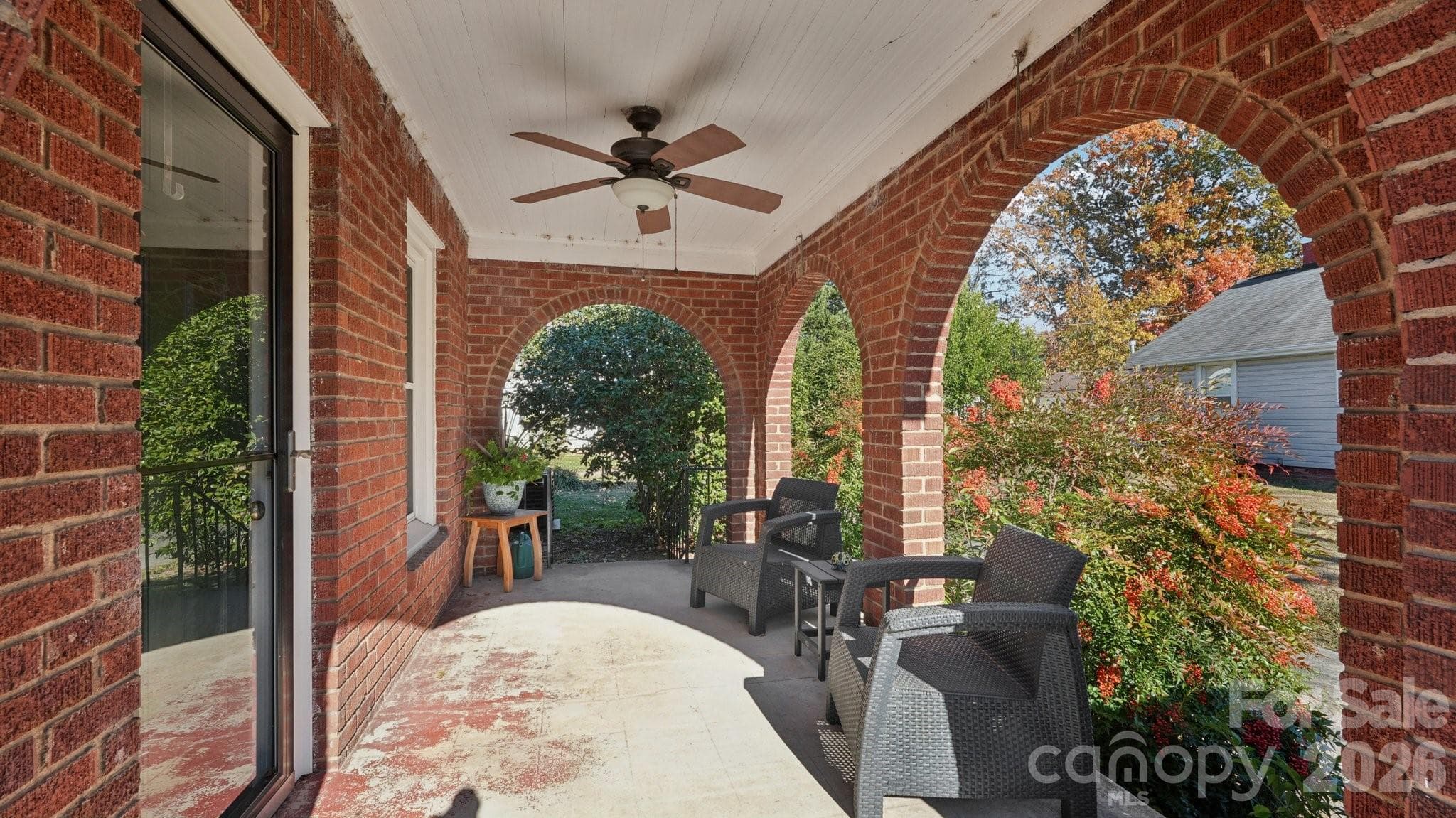 Single Family Residence at 552 Hyde Park Drive NE, Concord, photo 5 of 38