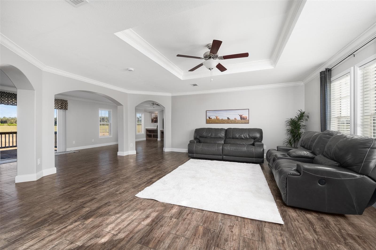 Open floor plan - 3789 NW 202ND ST, NEWBERRY