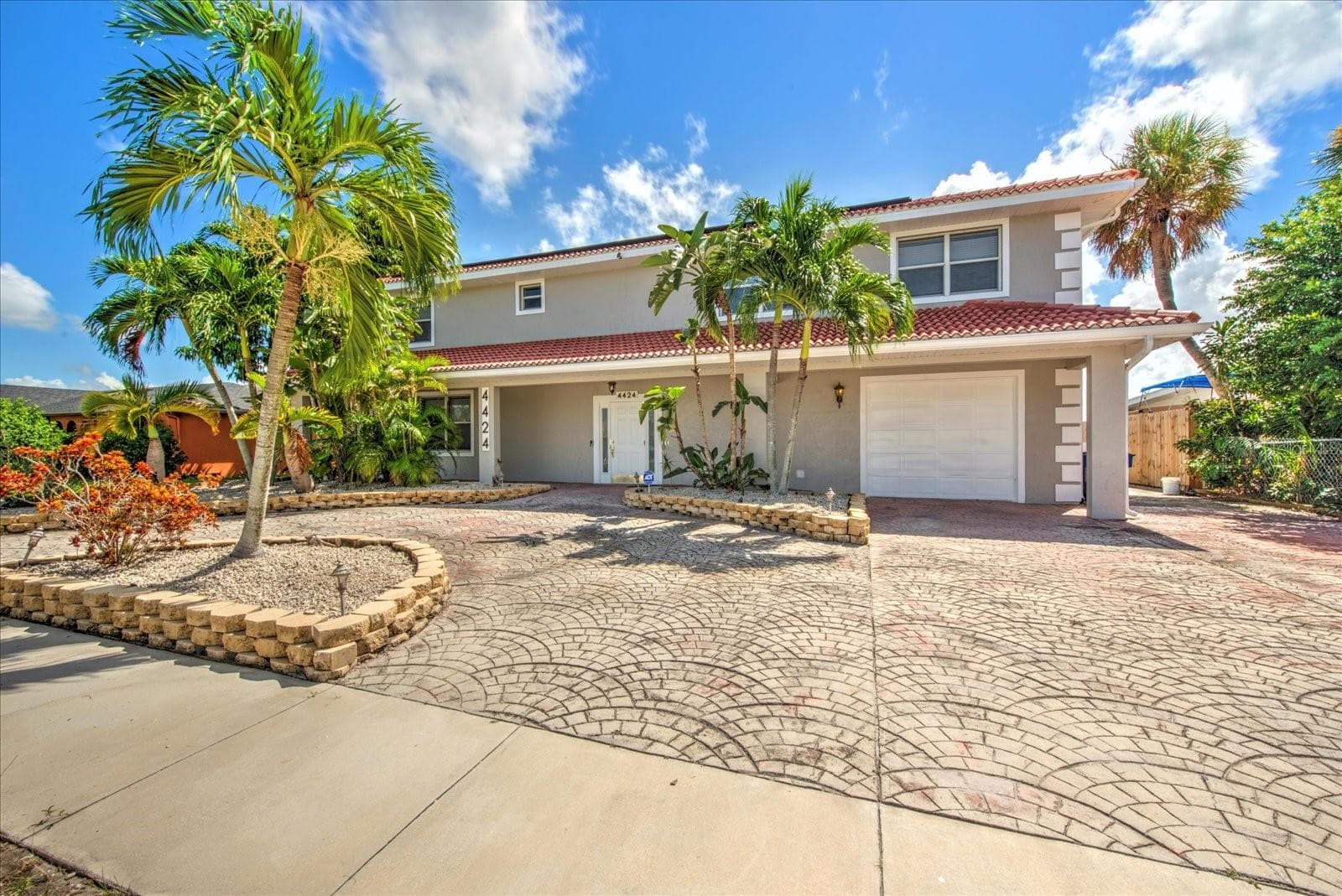 Single Family Residence at 4424 N CANAL CIR, NORTH FORT MYERS, photo 3 of 40