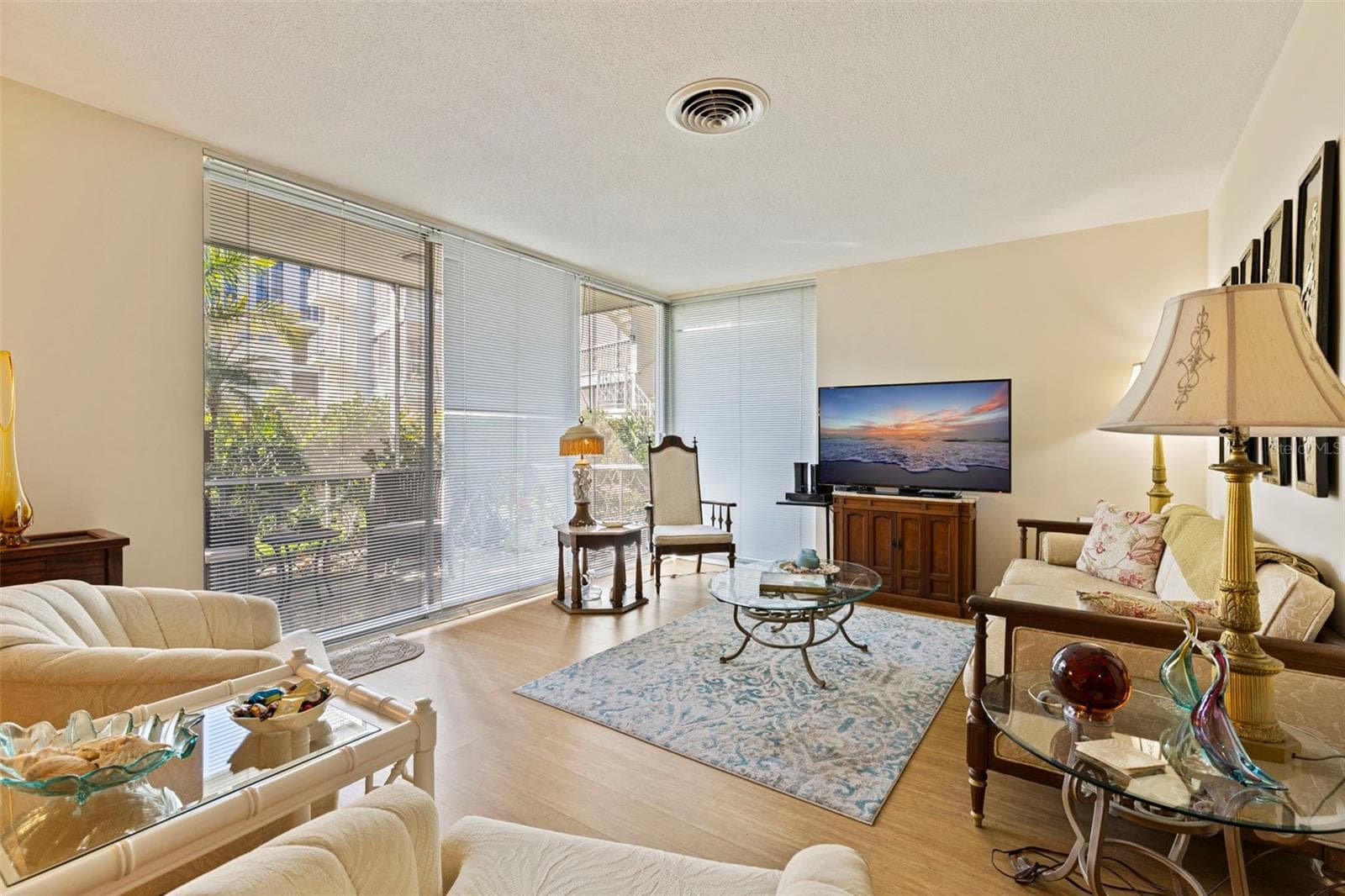 Condominium at 1036 NORTH SHORE DR NE #1, ST PETERSBURG, photo 4 of 38