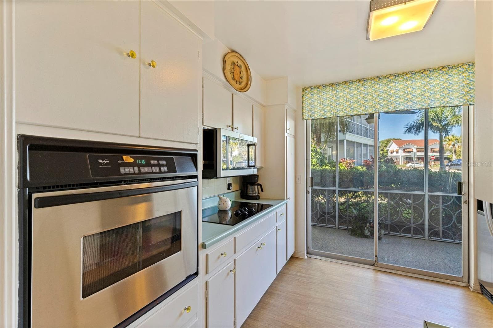 Condominium at 1036 NORTH SHORE DR NE #1, ST PETERSBURG, photo 10 of 38