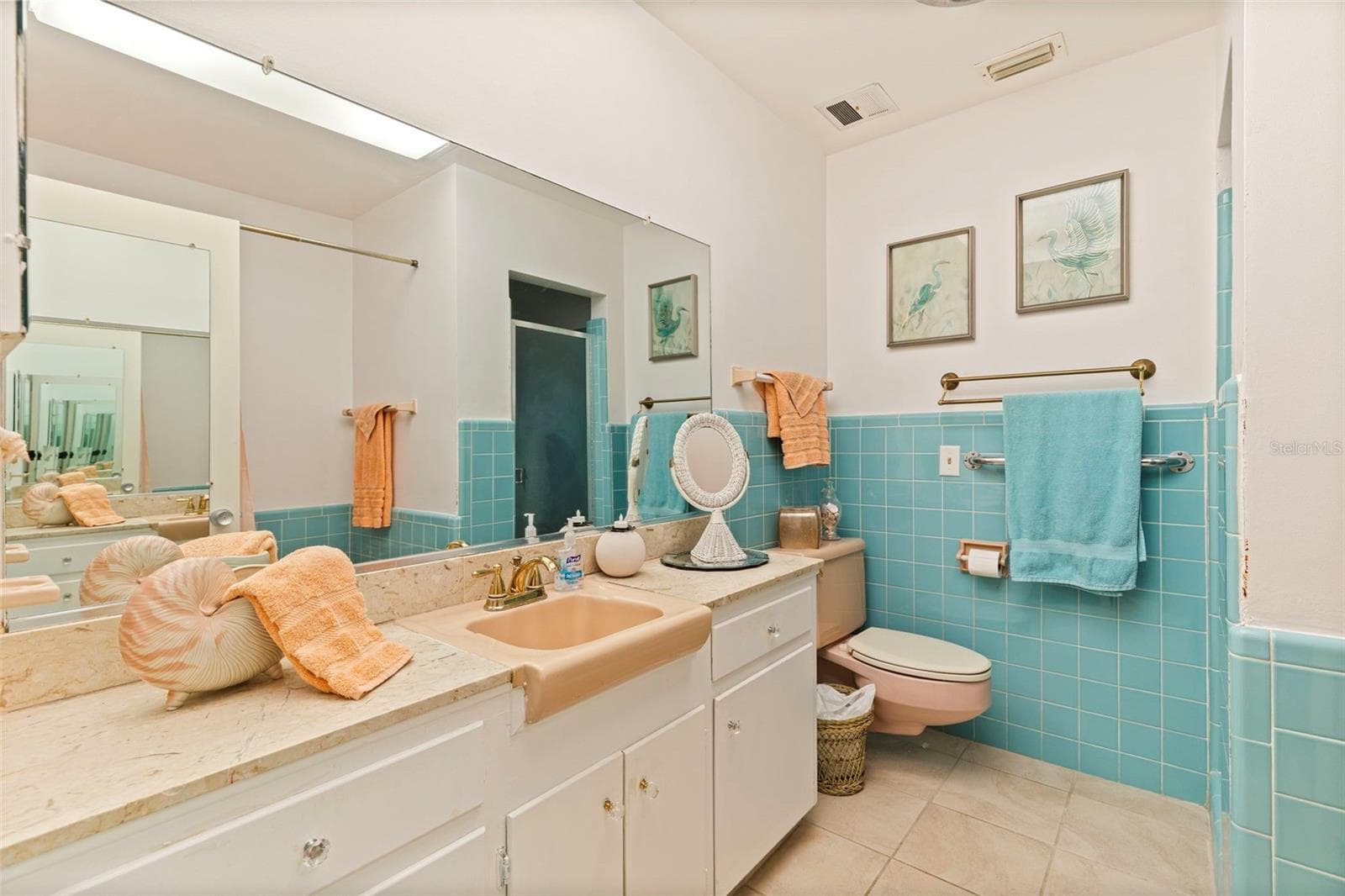 Condominium at 1036 NORTH SHORE DR NE #1, ST PETERSBURG, photo 17 of 38