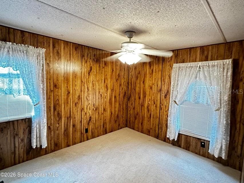 Back Guest Room - 4175 HESS AVE, COCOA
