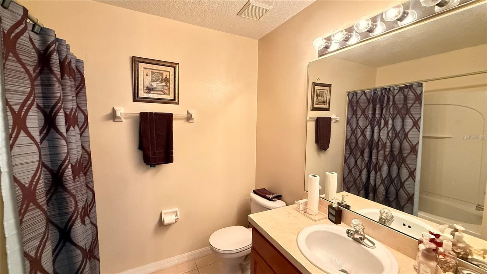 Townhouse at 4670 CAPITAL BLVD, ST CLOUD, photo 16 of 19