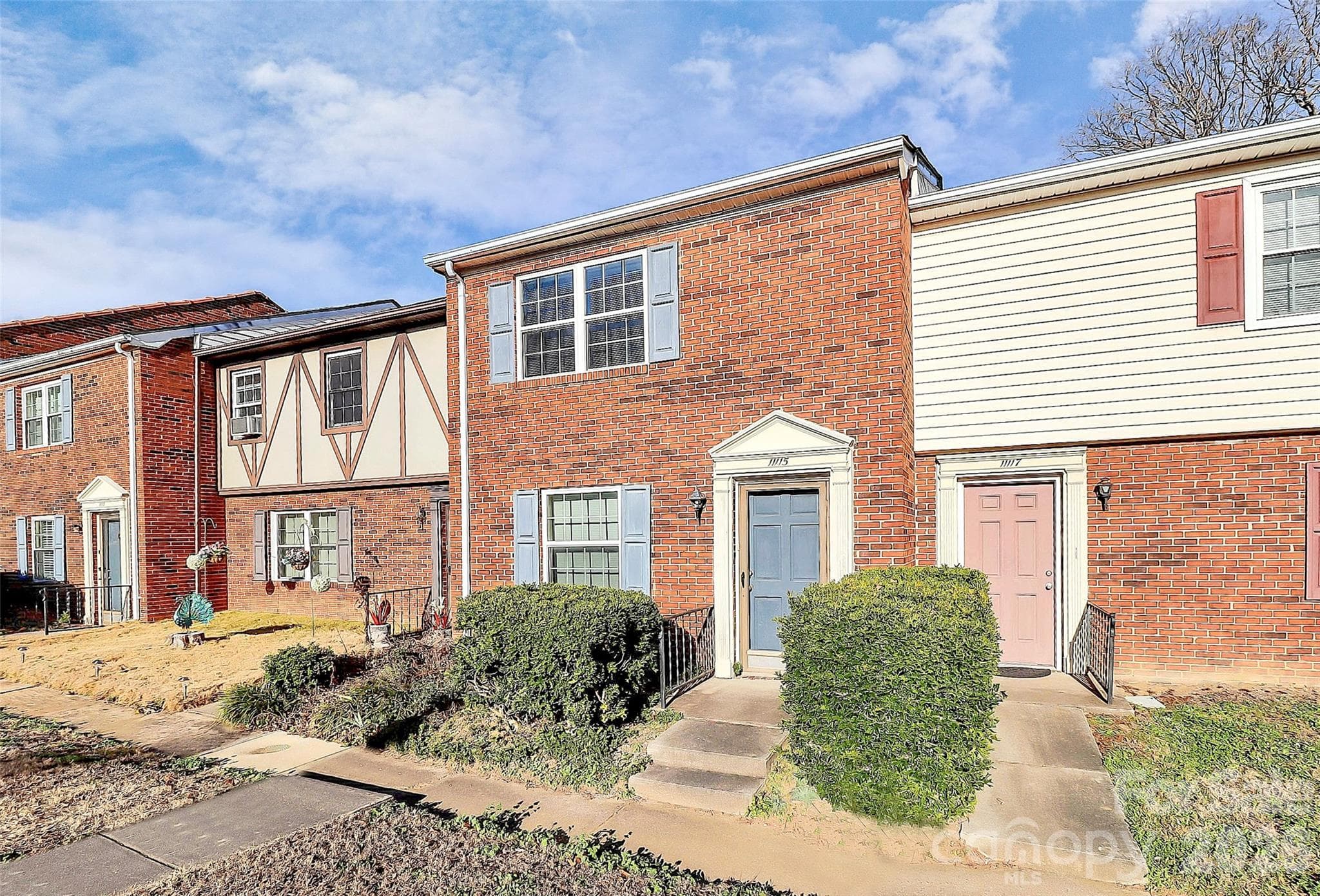 Condominium at 11115 Park Road, Charlotte, photo 2 of 23