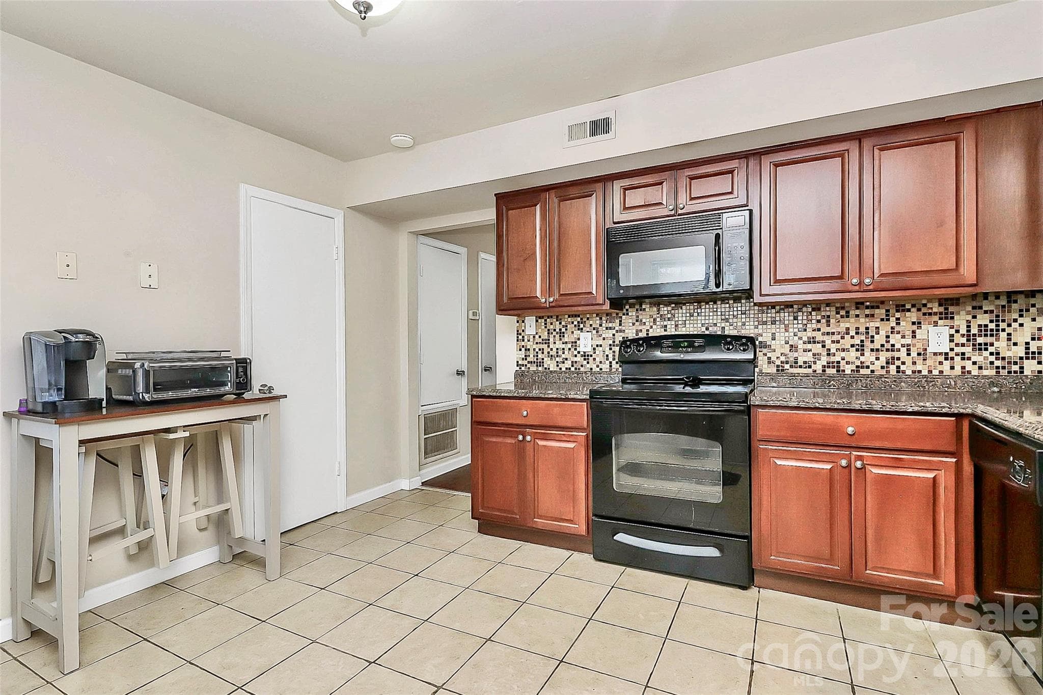 Condominium at 11115 Park Road, Charlotte, photo 22 of 23