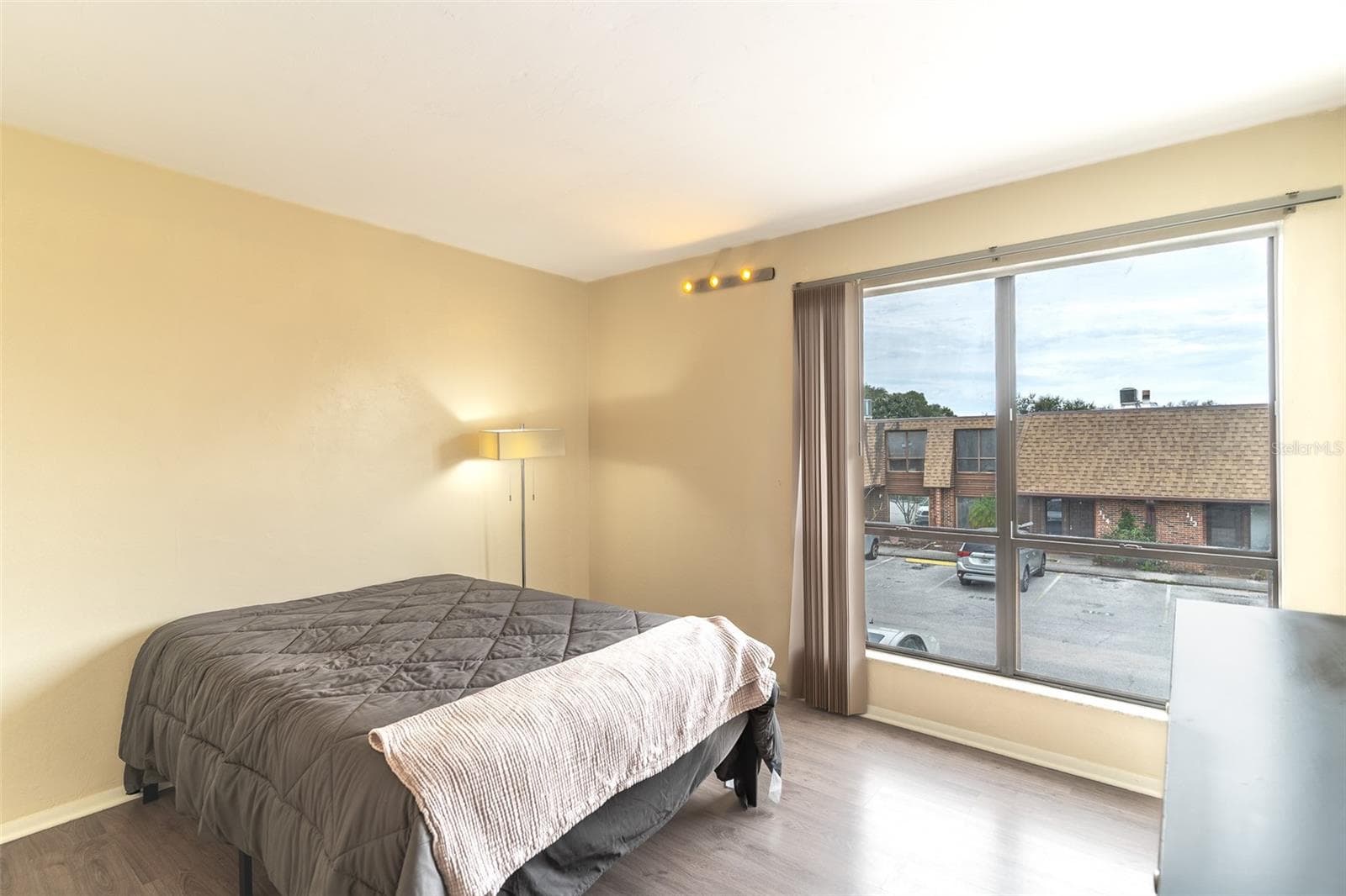 Townhouse at 1836 N CRYSTAL LAKE DR #104, LAKELAND, photo 11 of 31