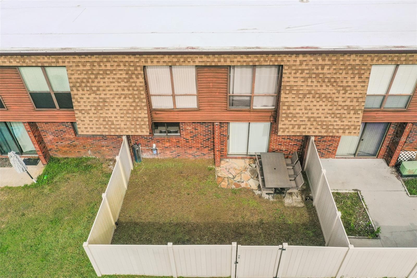 Townhouse at 1836 N CRYSTAL LAKE DR #104, LAKELAND, photo 17 of 31