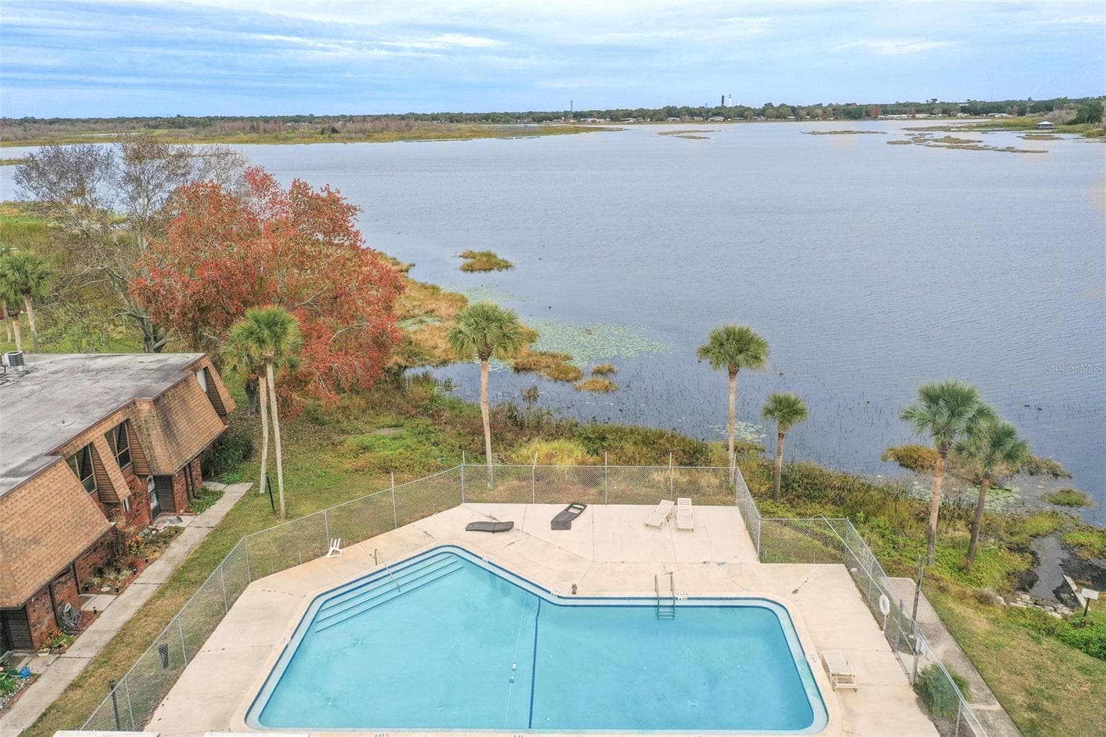 Townhouse at 1836 N CRYSTAL LAKE DR #104, LAKELAND, photo 22 of 31