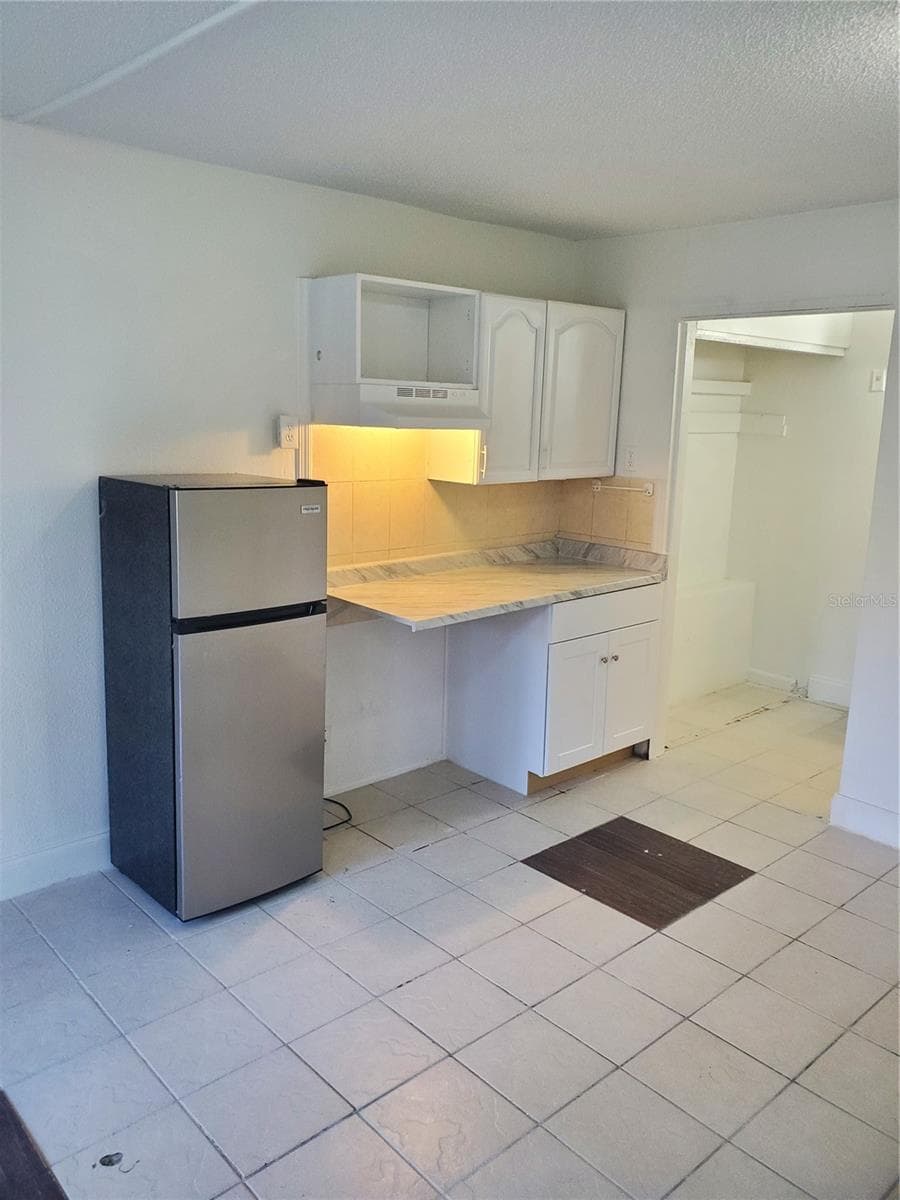 Condo - Hotel at 7900 S ORANGE BLOSSOM TRL #1120, ORLANDO, photo 6 of 17
