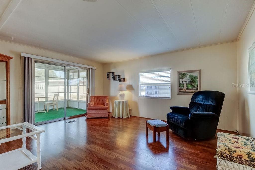 Manufactured Home at 3430 TIKI DR, HOLIDAY, photo 14 of 35
