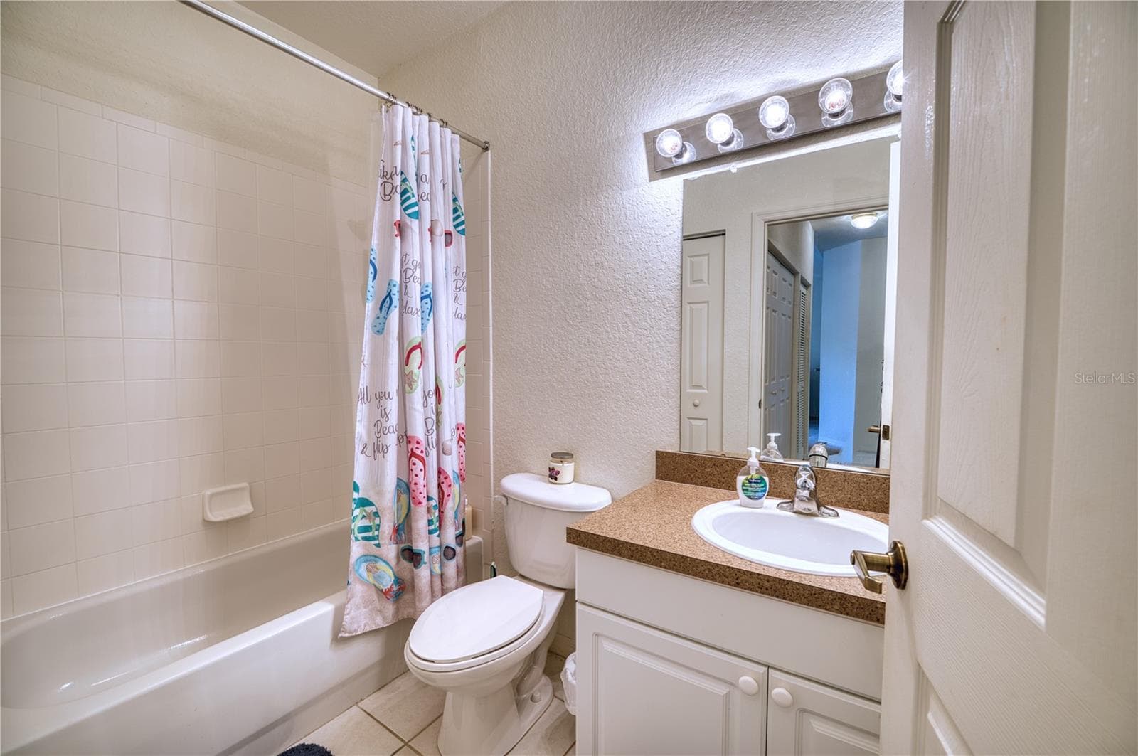 Condominium at 3980 MEDITERRANEA CIR #522, SARASOTA, photo 10 of 44