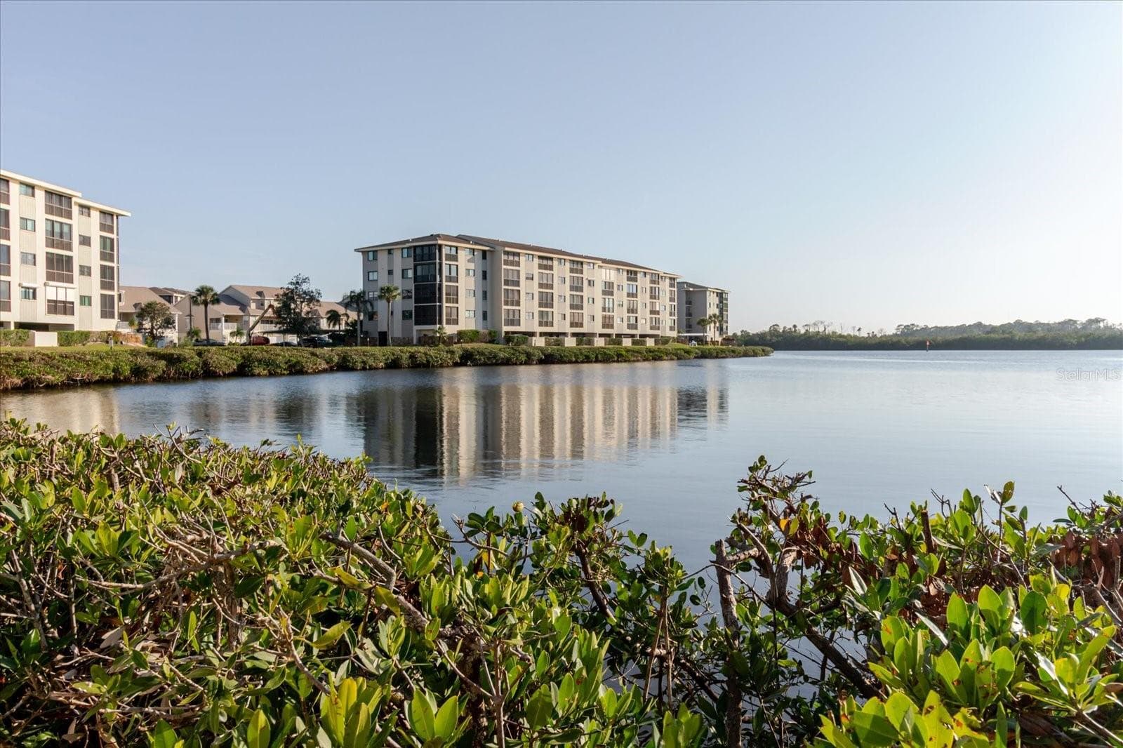 Condominium at 8211 BRENT ST #828, PORT RICHEY, photo 21 of 81