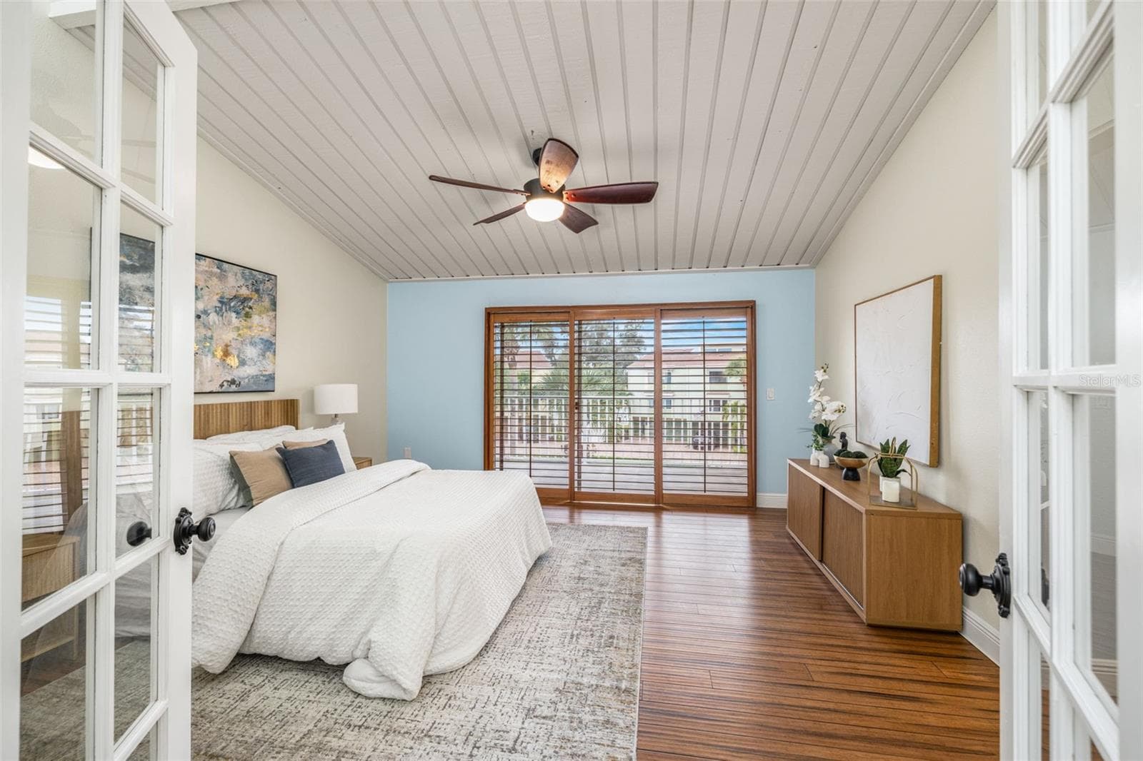 Townhouse at 533 SANDY HOOK RD, TREASURE ISLAND, photo 19 of 46