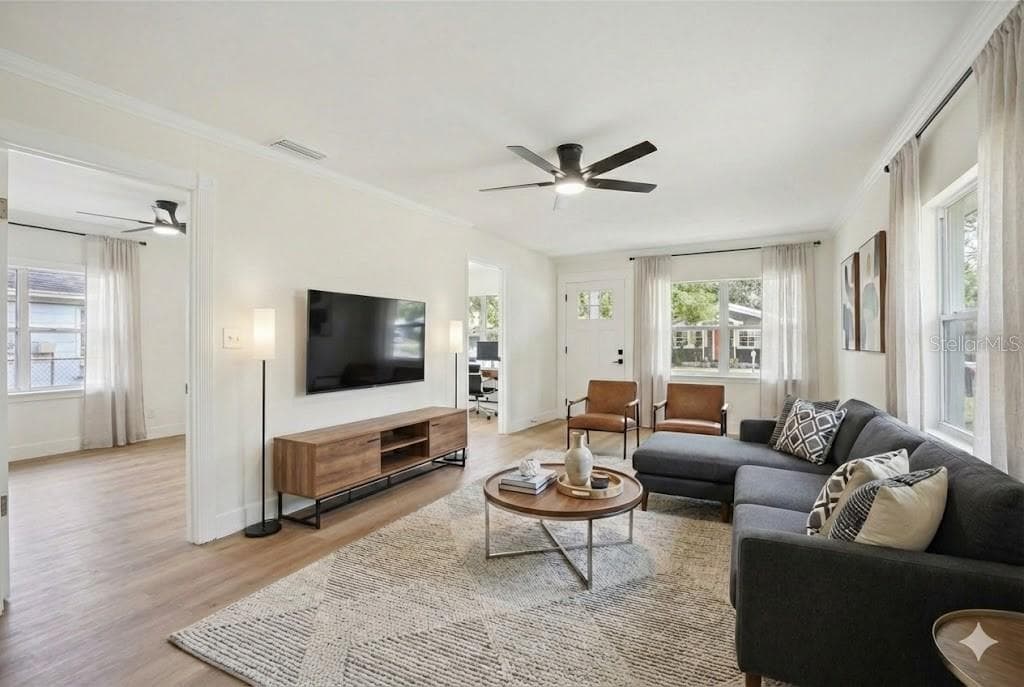 Single Family Residence at 5808 N 17TH ST, TAMPA, photo 6 of 29