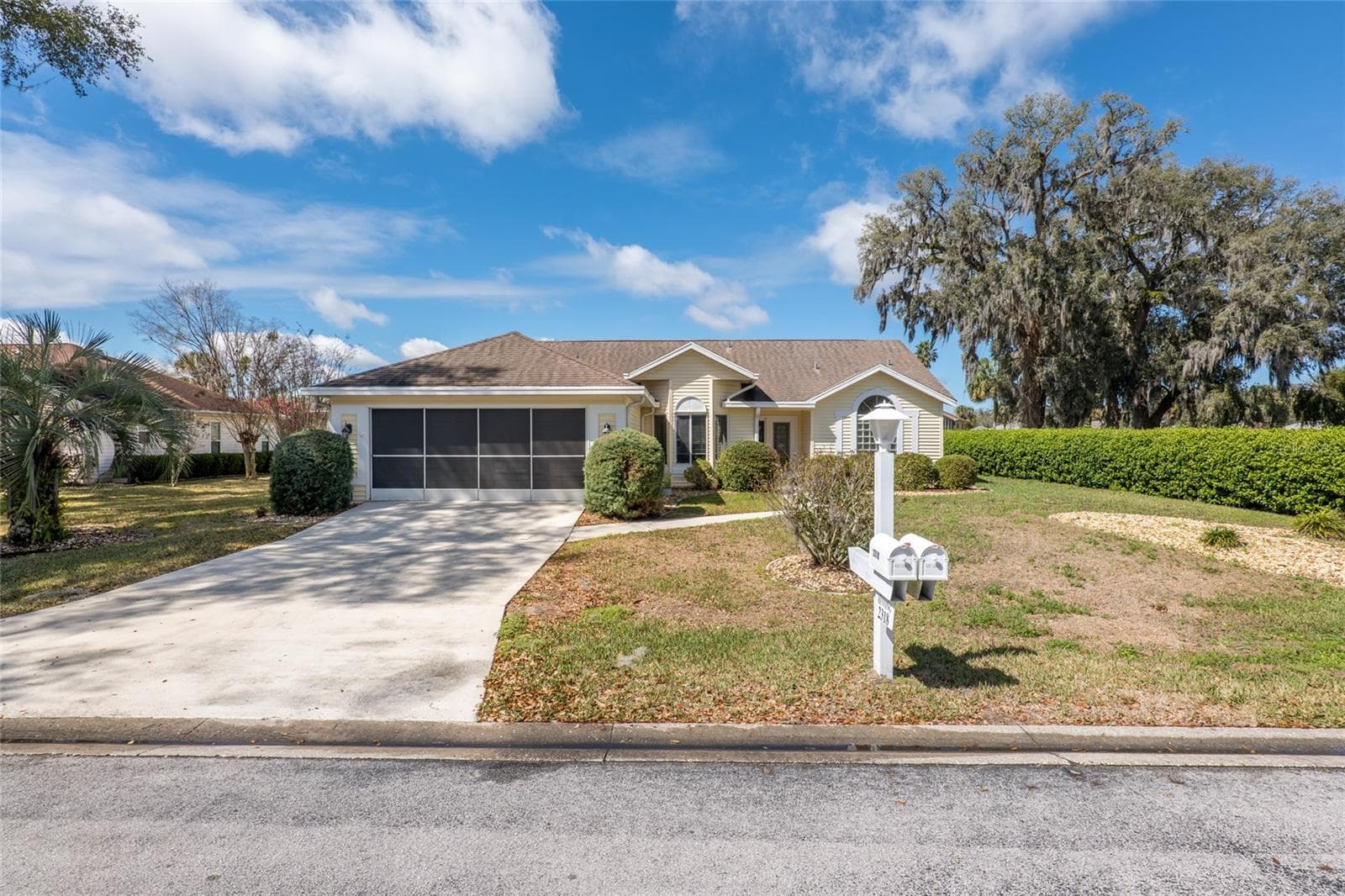 FRONT OF HOME - 2318 NW 50TH AVE, OCALA