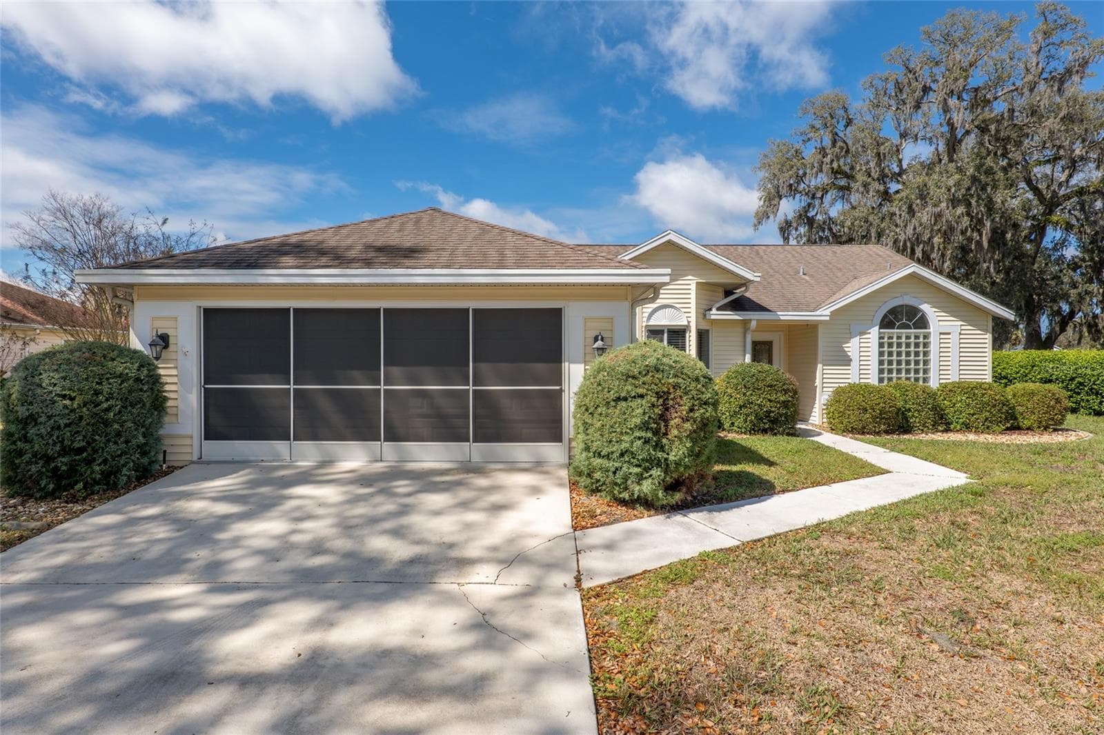 FRONT OF HOME - 2318 NW 50TH AVE, OCALA