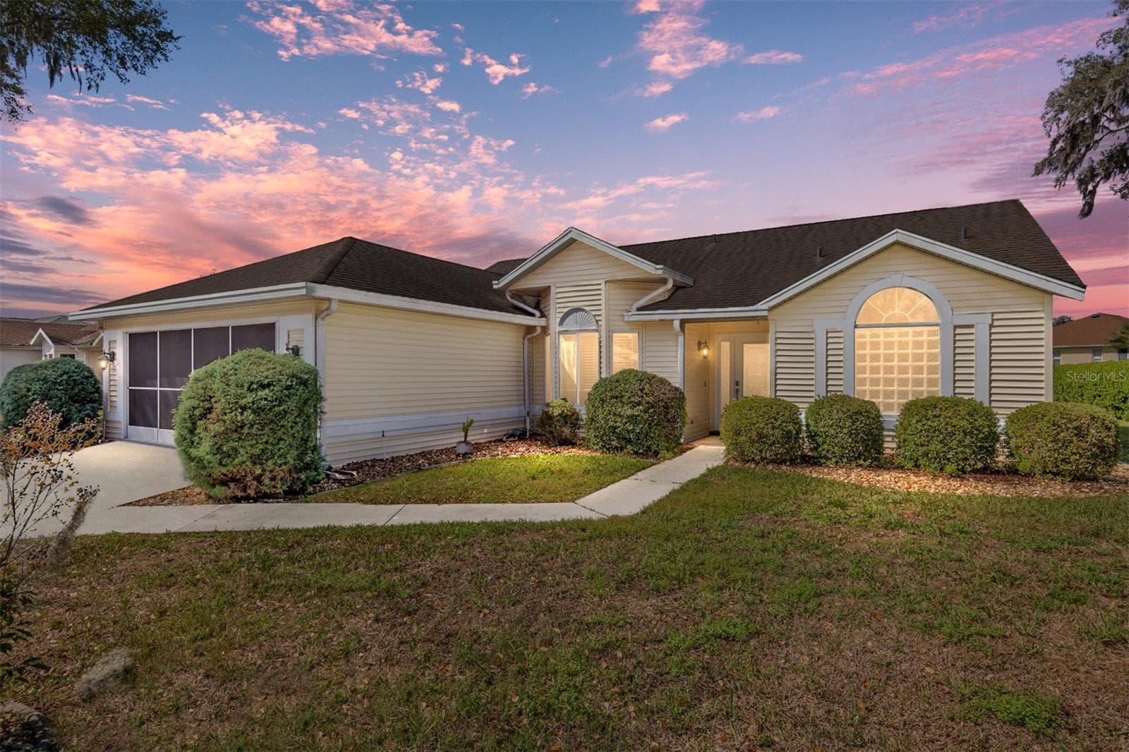 FRONT OF HOME - 2318 NW 50TH AVE, OCALA