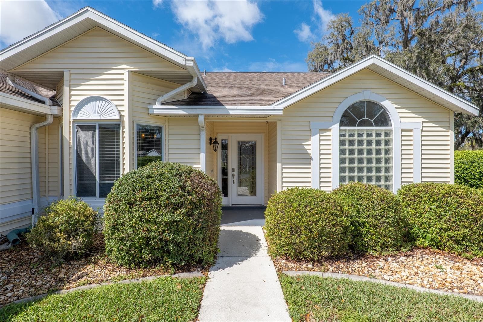 FRONT OF HOME - 2318 NW 50TH AVE, OCALA