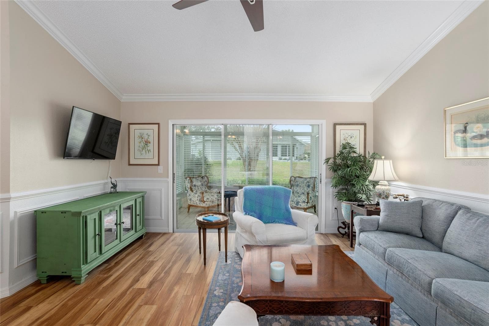 GREAT ROOM - 2318 NW 50TH AVE, OCALA