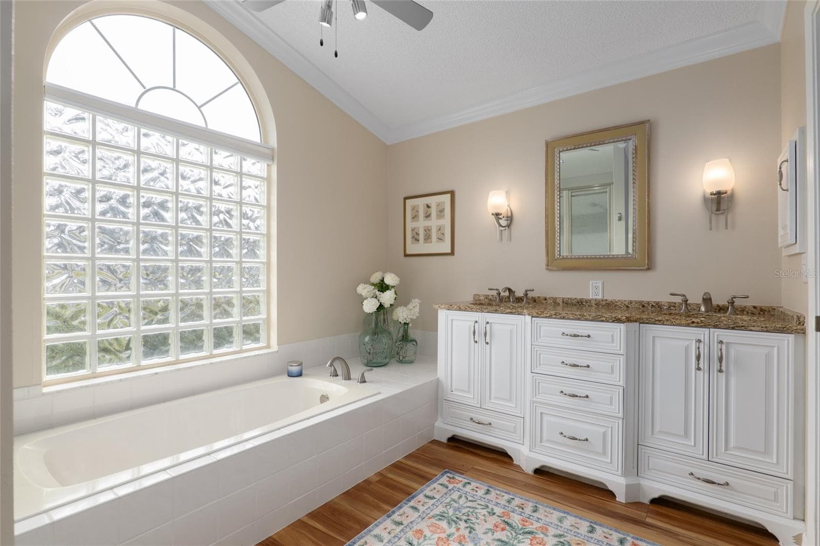 PRIMARY BATHROOM - 2318 NW 50TH AVE, OCALA