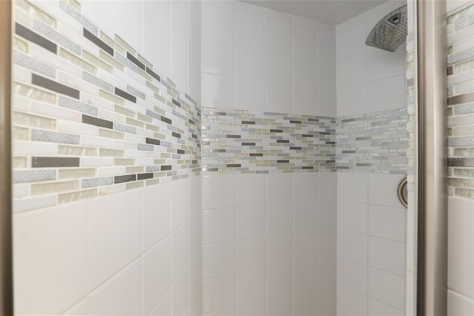 GUEST BATHROOM - 2318 NW 50TH AVE, OCALA