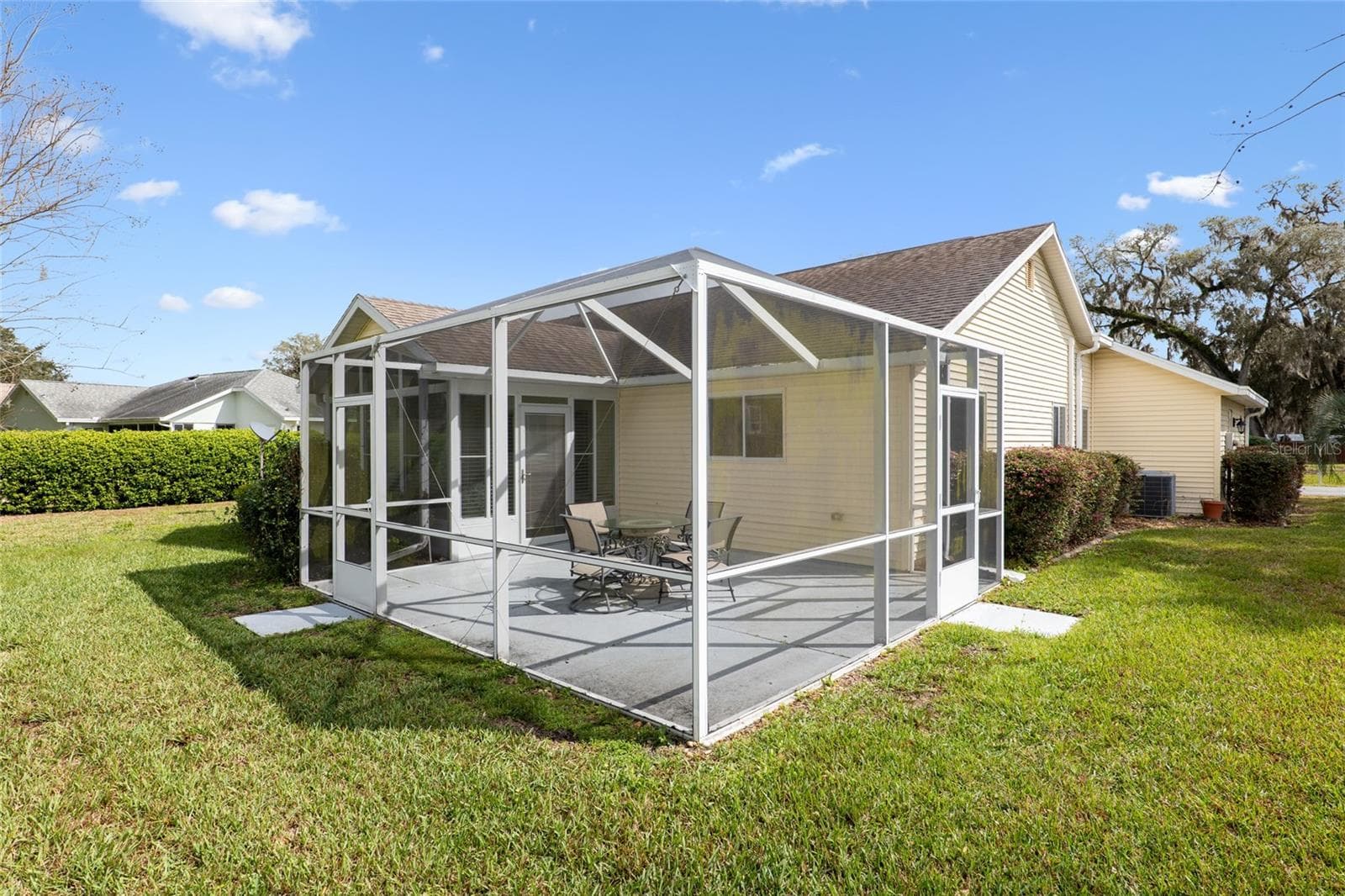 BIRDCAGE ENCLOSURE - 2318 NW 50TH AVE, OCALA