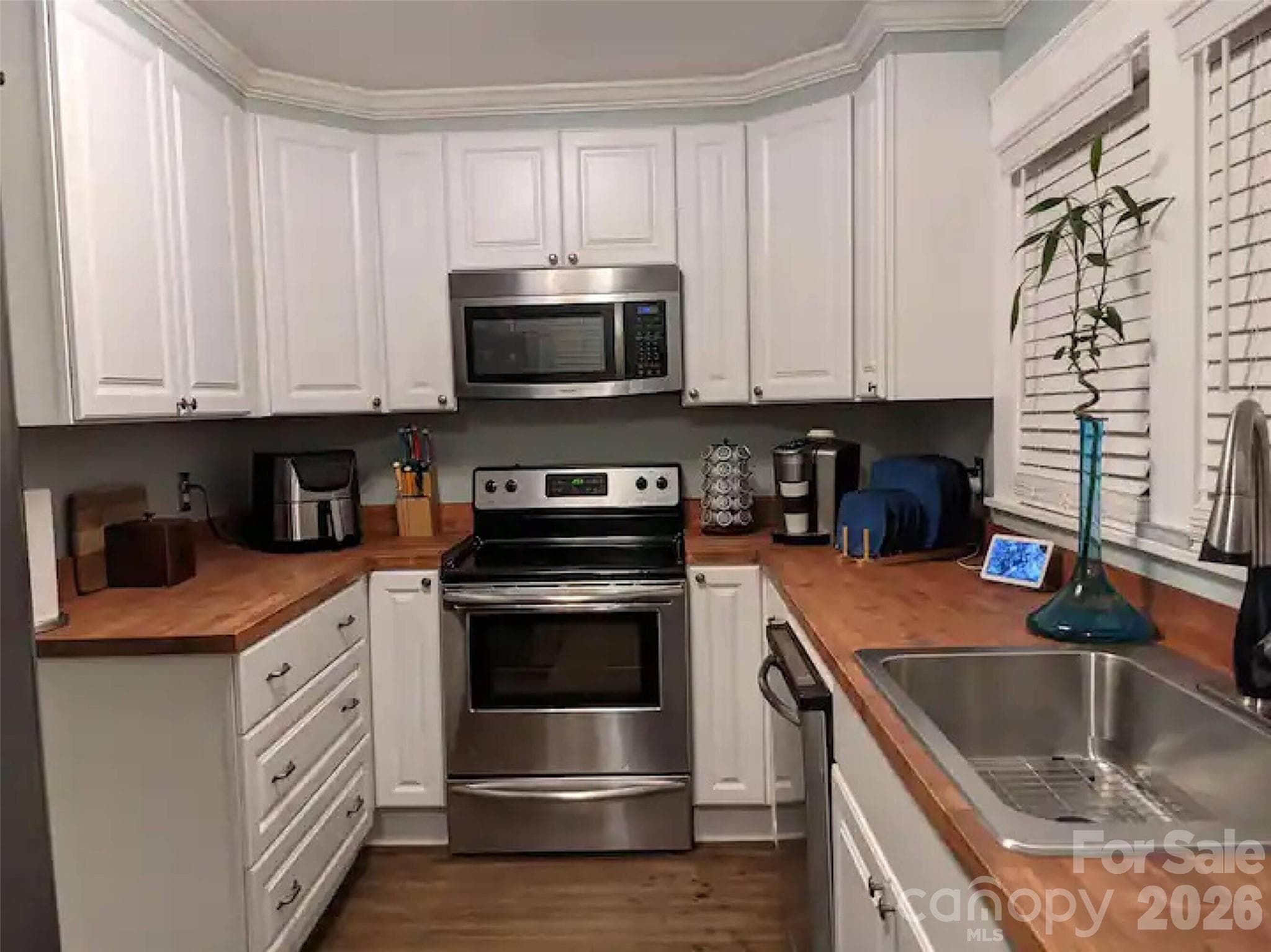 Single Family Residence at Charlotte, photo 37 of 48