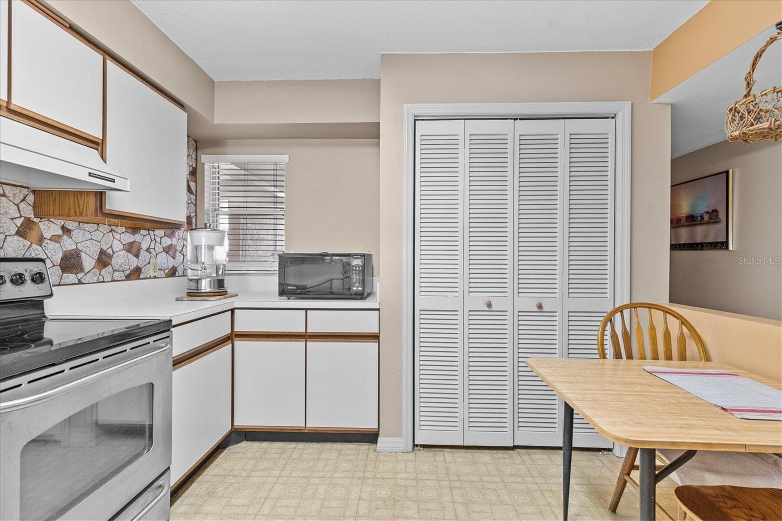 Condominium at 5537 SEA FOREST DR #307, NEW PORT RICHEY, photo 20 of 43