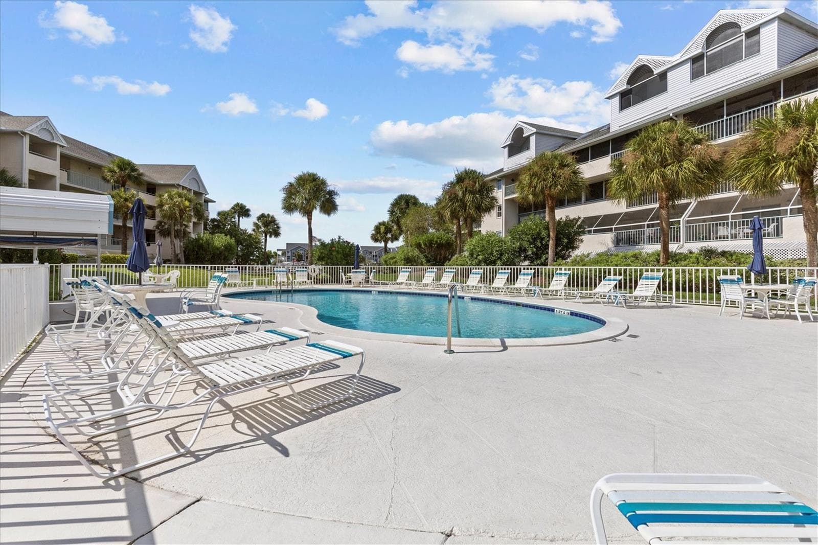 Condominium at 5537 SEA FOREST DR #307, NEW PORT RICHEY, photo 37 of 43