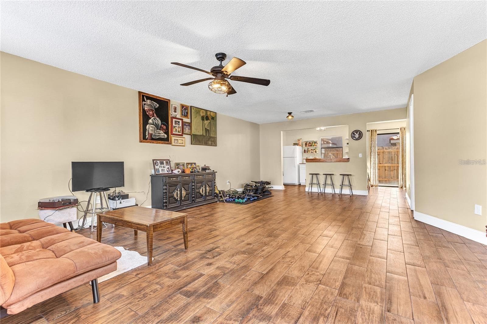 Condominium at 1631 LITTLE FALLS CIR #92, ORLANDO, photo 4 of 28