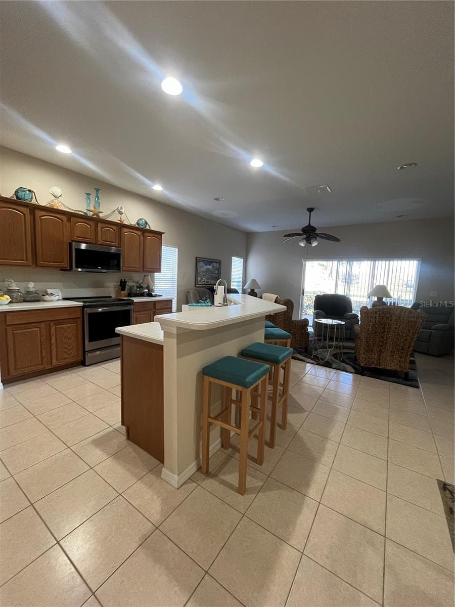 Single Family Residence at 23835 CORAL RIDGE LN, LAND O LAKES, photo 10 of 37