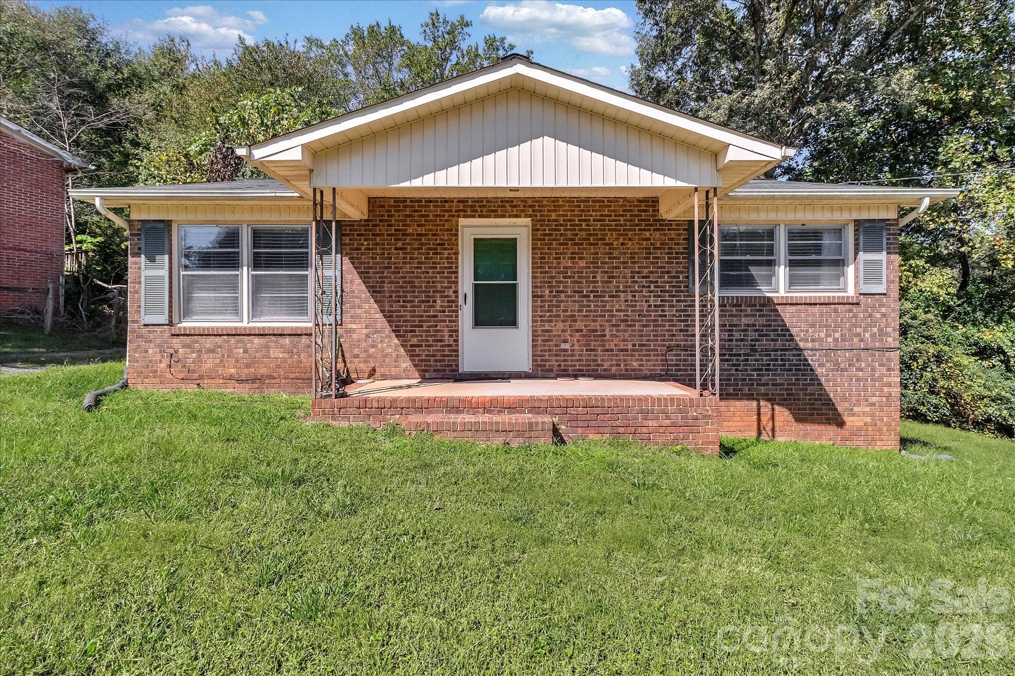 Single Family Residence at 607 Waylen Street, Shelby, photo 2 of 30