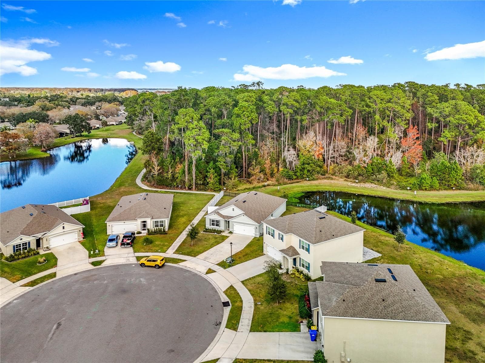 Single Family Residence at 2928 CANARY LN, TAVARES, photo 6 of 62