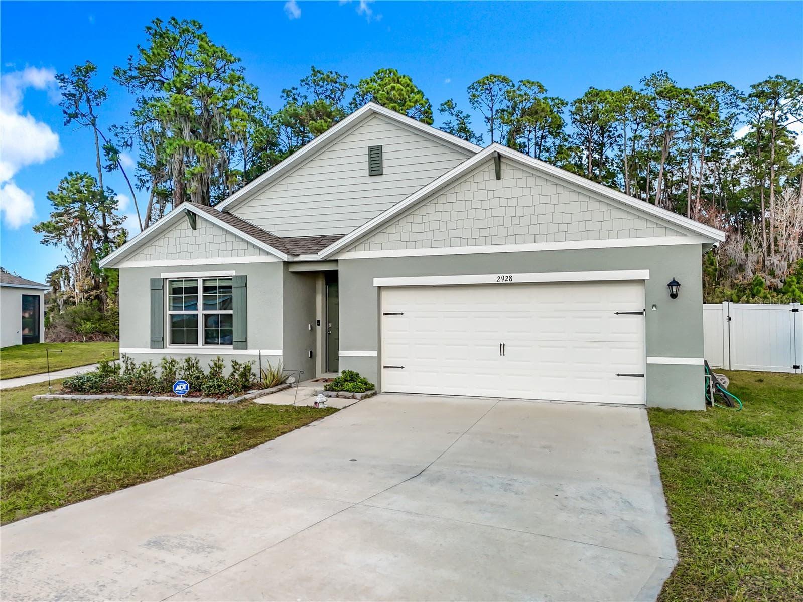 Single Family Residence at 2928 CANARY LN, TAVARES, photo 8 of 62