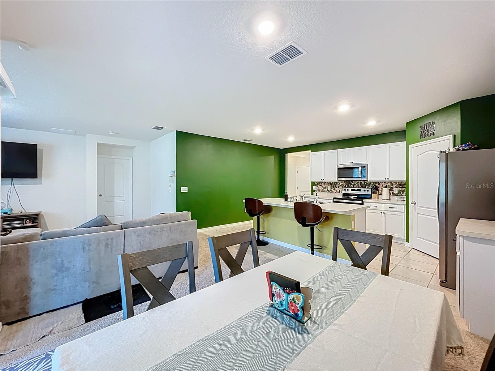 Single Family Residence at 2928 CANARY LN, TAVARES, photo 19 of 62