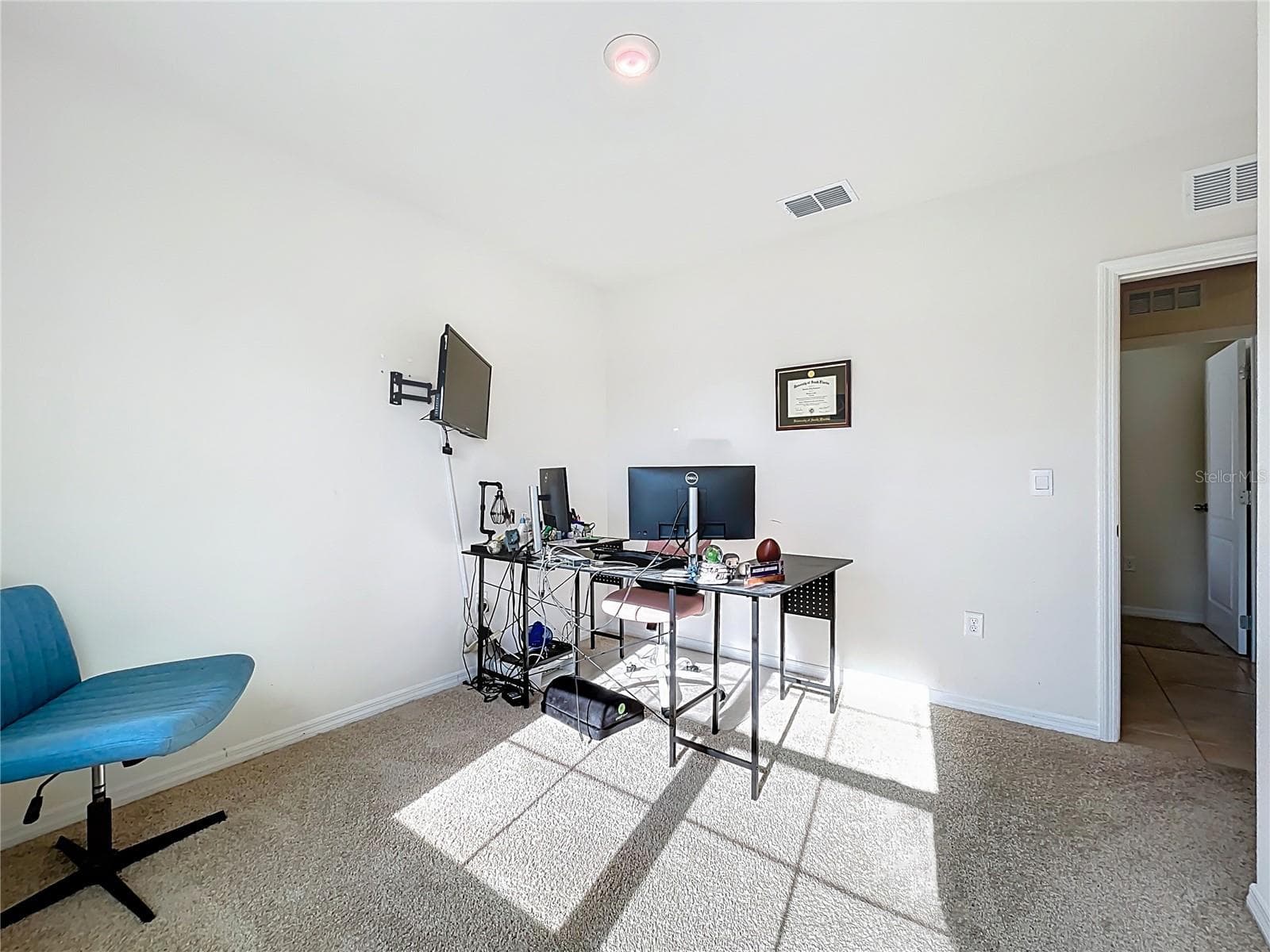 Single Family Residence at 2928 CANARY LN, TAVARES, photo 25 of 62