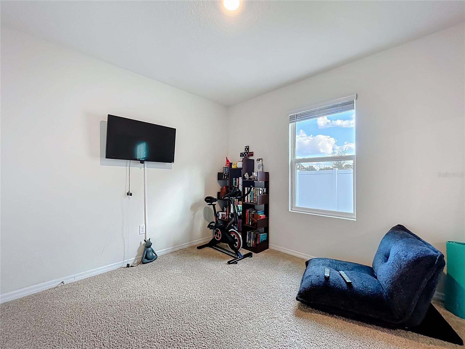 Single Family Residence at 2928 CANARY LN, TAVARES, photo 34 of 62