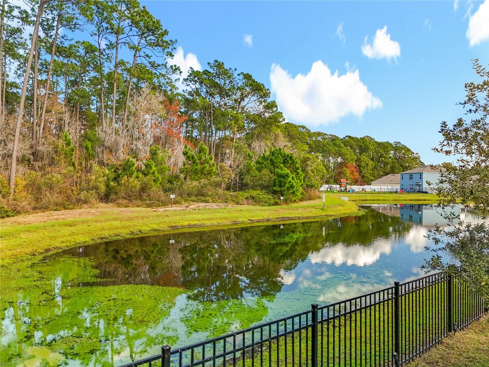Single Family Residence at 2928 CANARY LN, TAVARES, photo 52 of 62