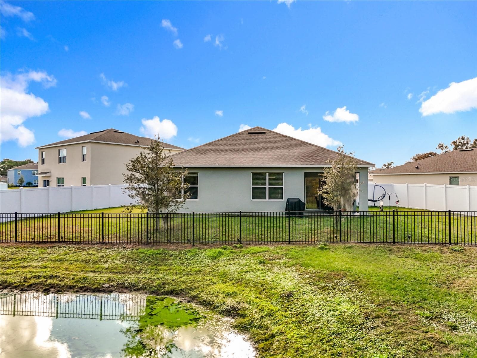 Single Family Residence at 2928 CANARY LN, TAVARES, photo 53 of 62