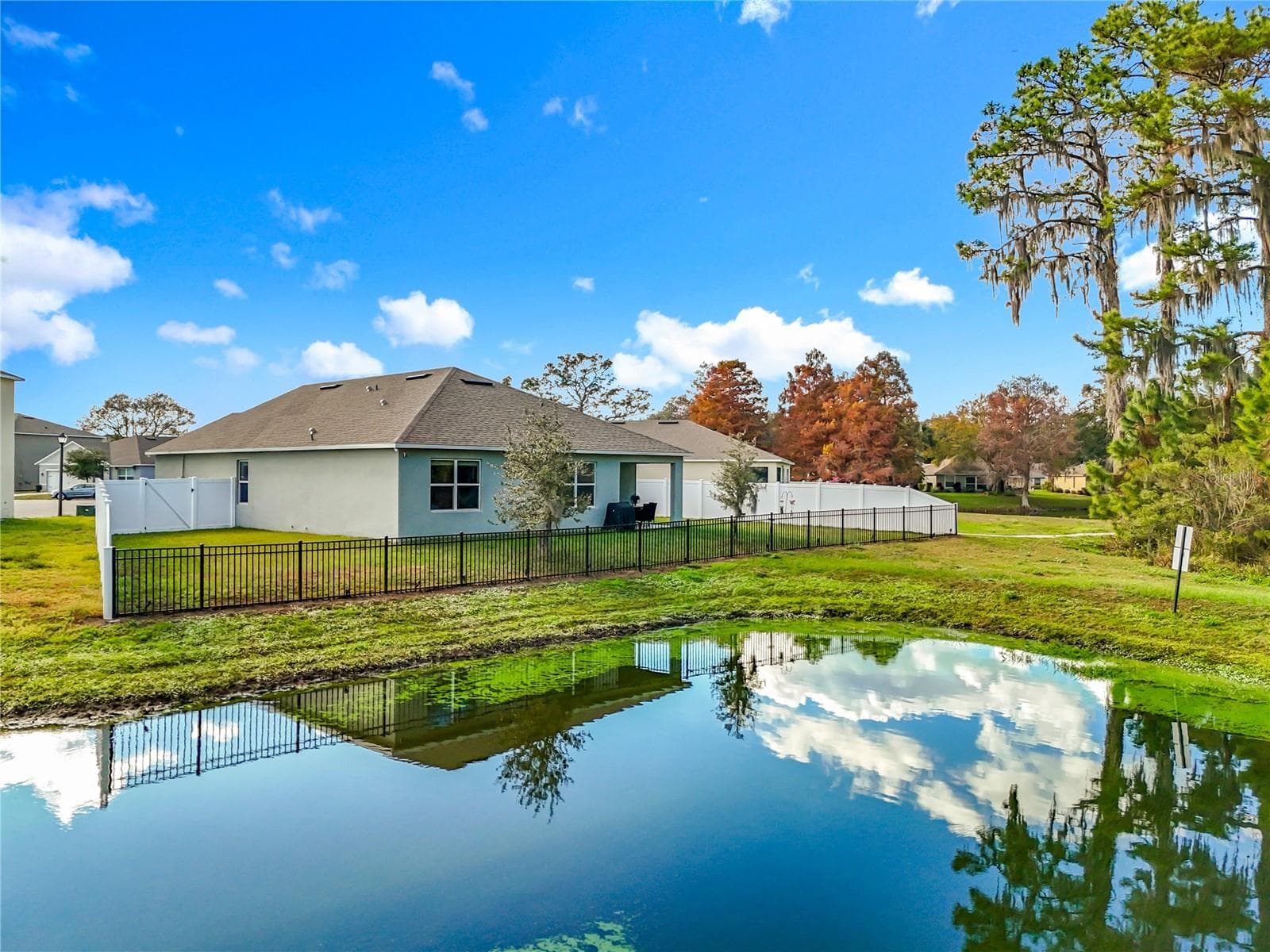 Single Family Residence at 2928 CANARY LN, TAVARES, photo 54 of 62